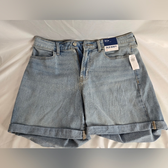 Old Navy High-Waisted Wow Jean Shorts 5" Inseam NWT Size 10 - Picture 1 of 4